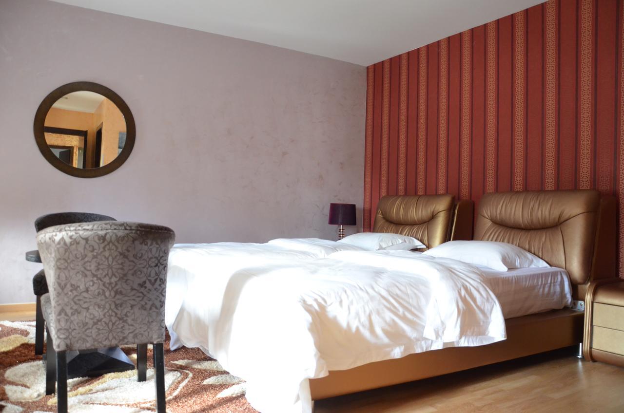 Johnny Hotel Kamenice Екстериор снимка